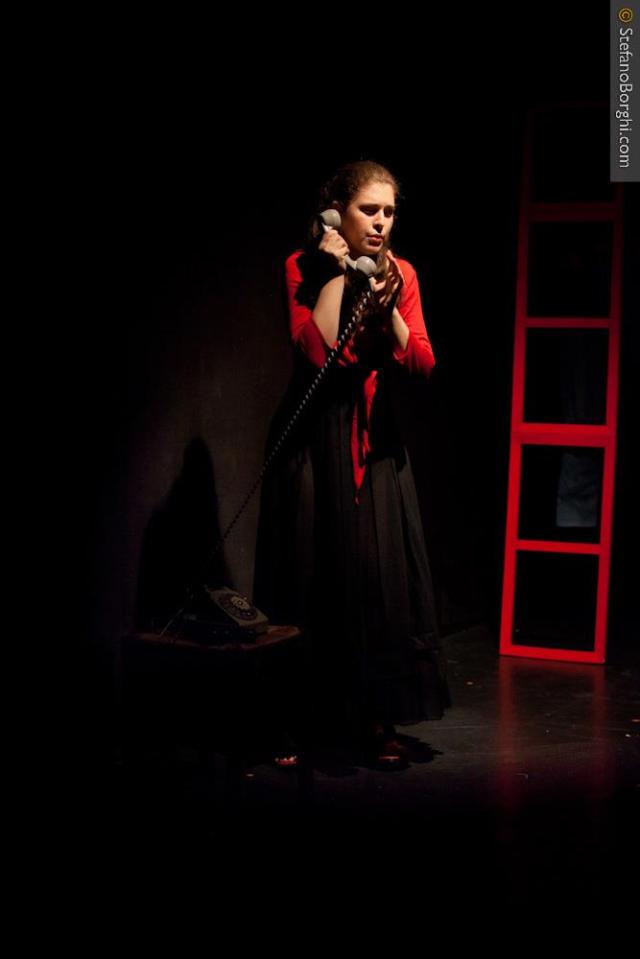 Gabriella Merloni-Une femme seule Dario Fo-sur les planches 10